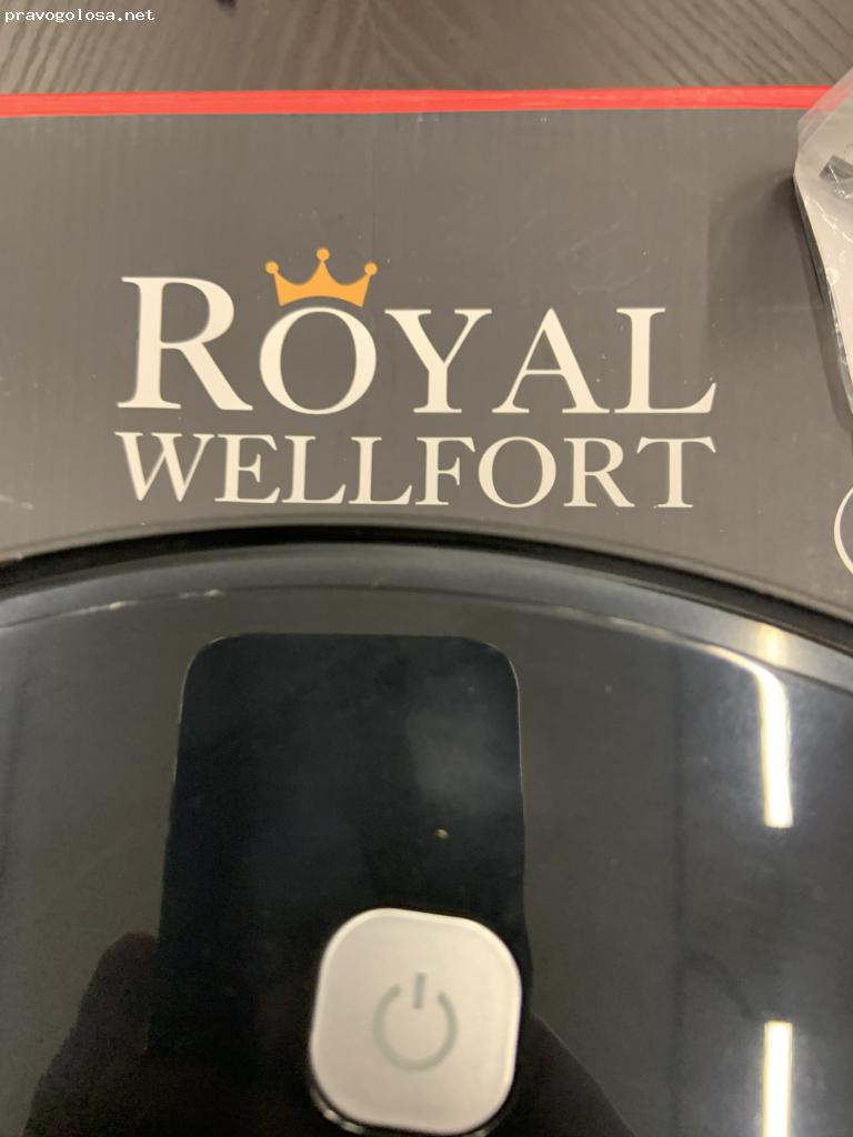 Отзыв на робот-пылесос Royal Wellfort