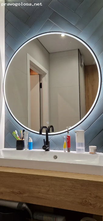 Отзыв на Wellsee Настенное зеркало для ванной с подсветкой для макияжа 7 Rays Spectrum 172200270