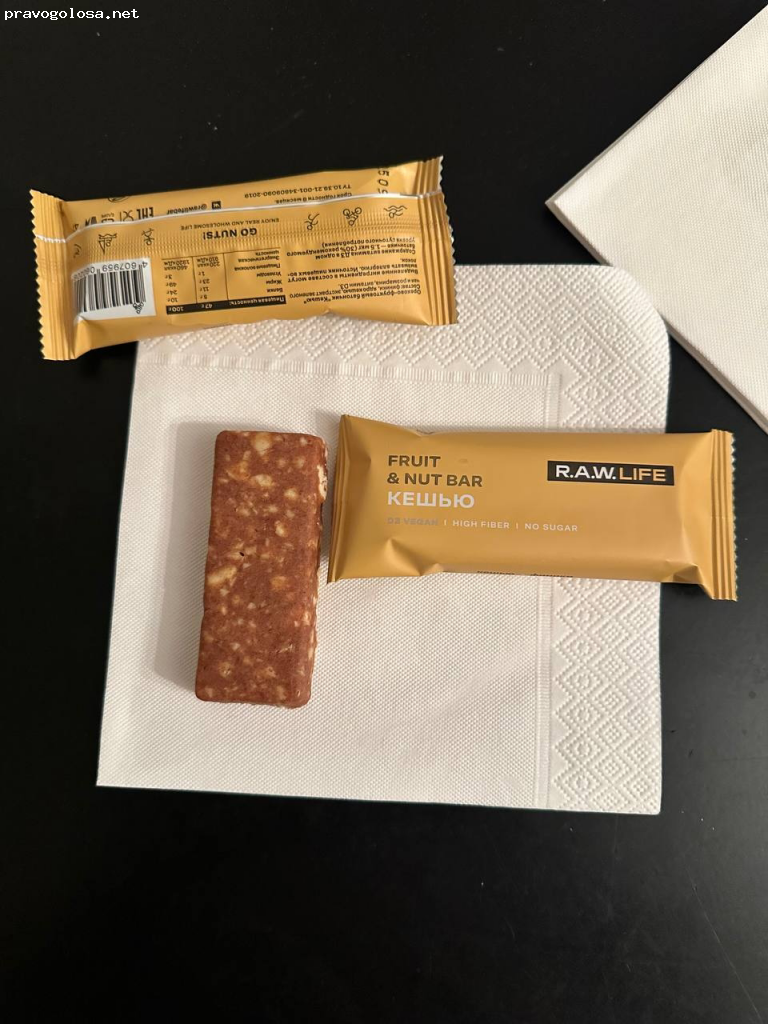Отзыв на r.a.w.life фруктово-ореховая линейка батончиков «fruit and nut»