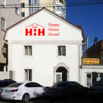 happyhomehostel.com